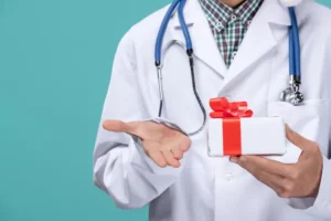 Idei de cadouri pentru Doctor